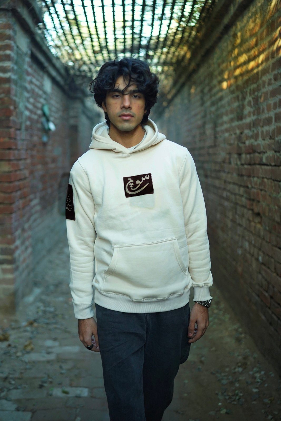 Cream oversized hoodie detail - Soch